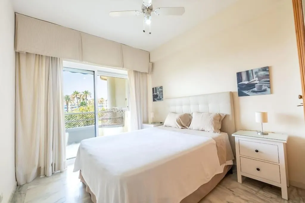 Natera Costa Golf Exclusive Beachfront Apartment 托雷莫利诺斯